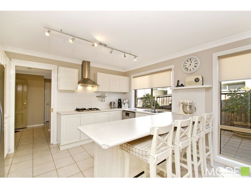 15 Fernbrook Place, Castle Hill NSW 2154