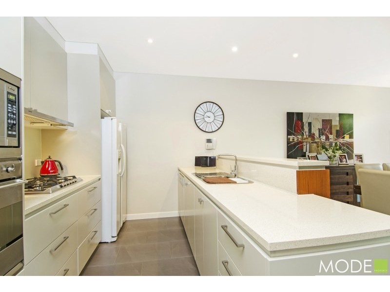 7 Waterstone Crescent, Bella Vista NSW 2153