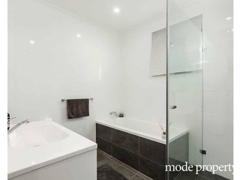 2/11-13 Woodlands Street, Baulkham Hills NSW 2153
