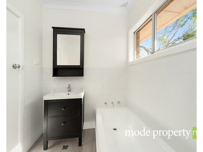 11 Uralla Road, Dural NSW 2158