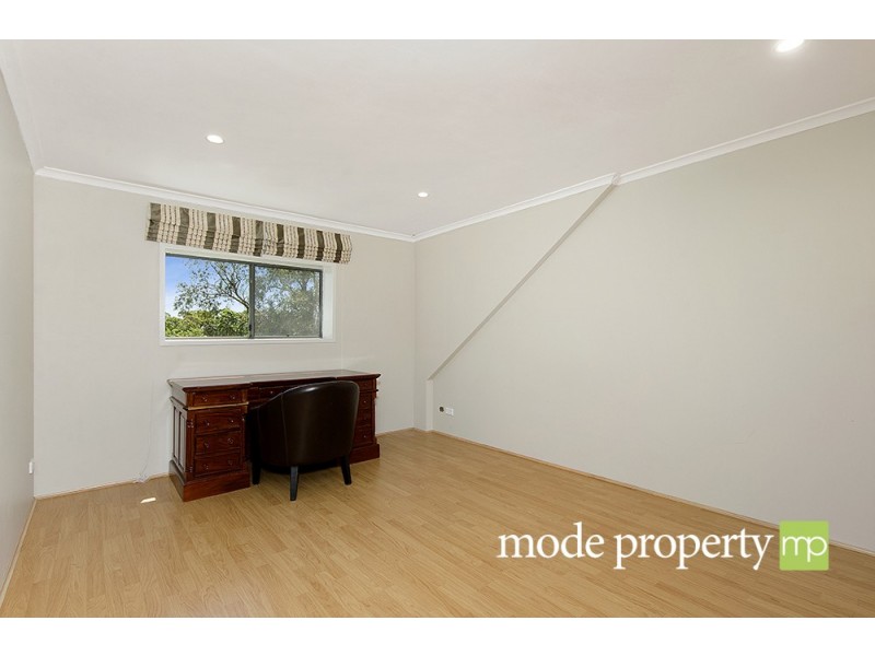 6a Roscommon Road, Arcadia NSW 2159