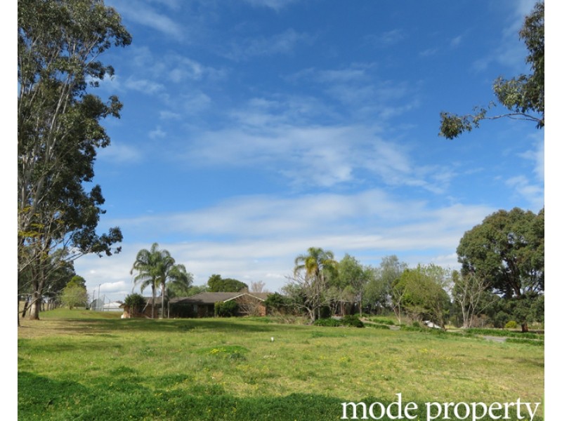 37 Terry Road, Box Hill NSW 2765