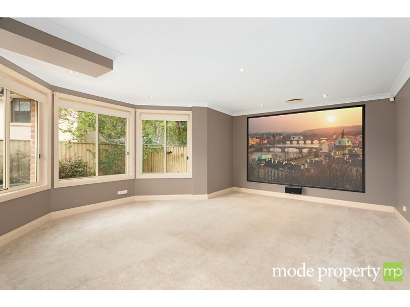 27 Farmer Circuit, Beaumont Hills NSW 2155