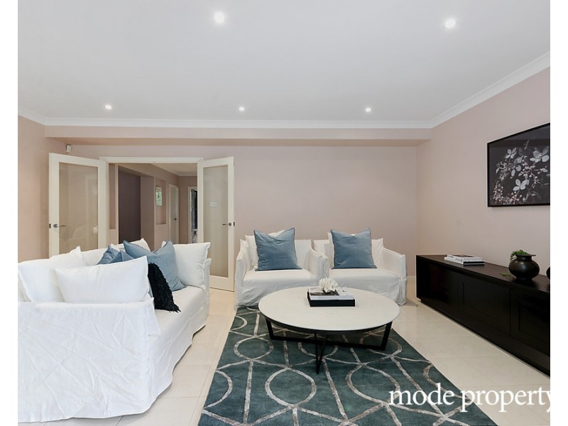 24 Springthorpe Way, Castle Hill NSW 2154