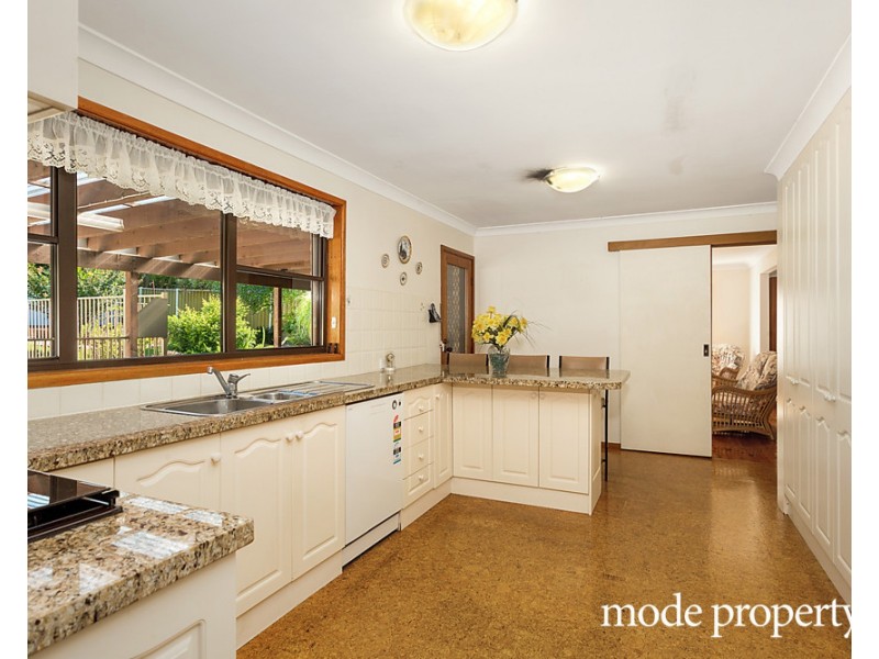 41 Fishburn Crescent, Castle Hill NSW 2154