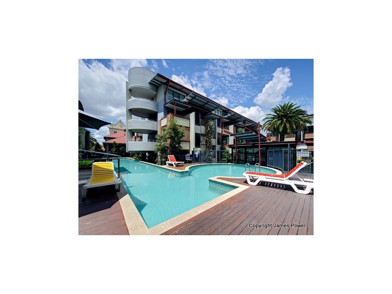 139 Commercial Road, Teneriffe QLD 4005