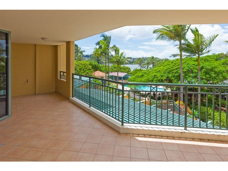 204/57A Newstead Tce, Newstead QLD 4006