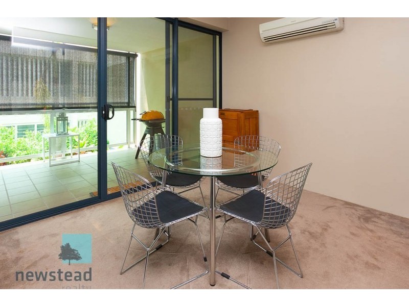 110 Commercial Road, Teneriffe QLD 4005