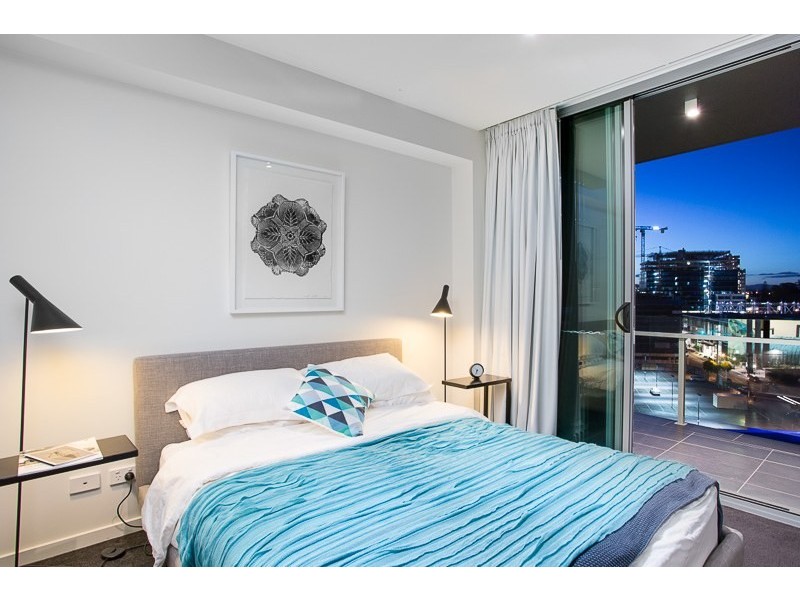 902/53 Wyandra Street, Teneriffe QLD 4005