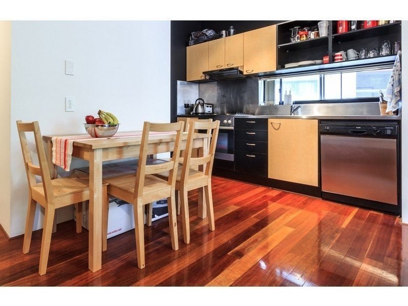 139 Commercial Road, Teneriffe QLD 4005