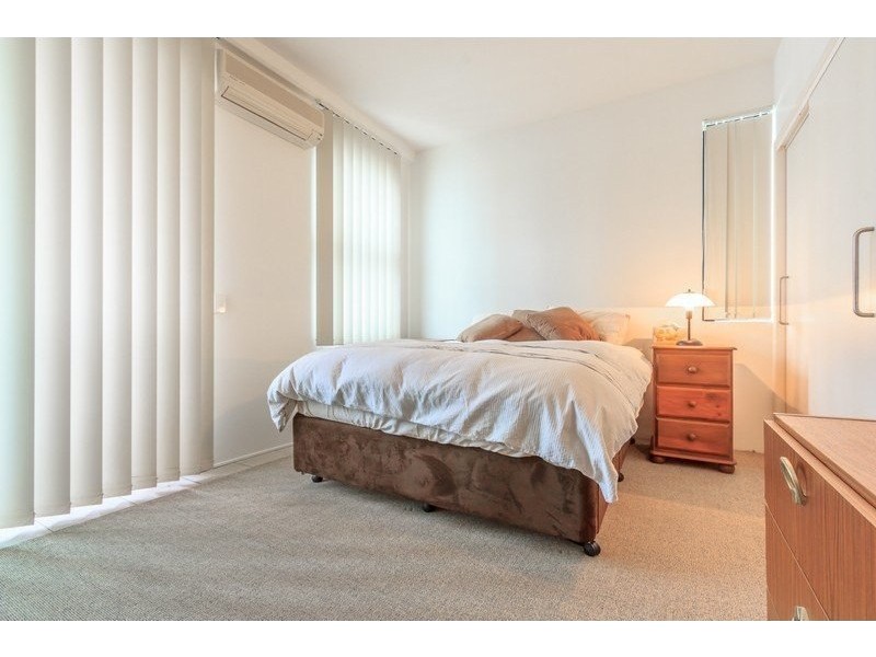 139 Commercial Road, Teneriffe QLD 4005