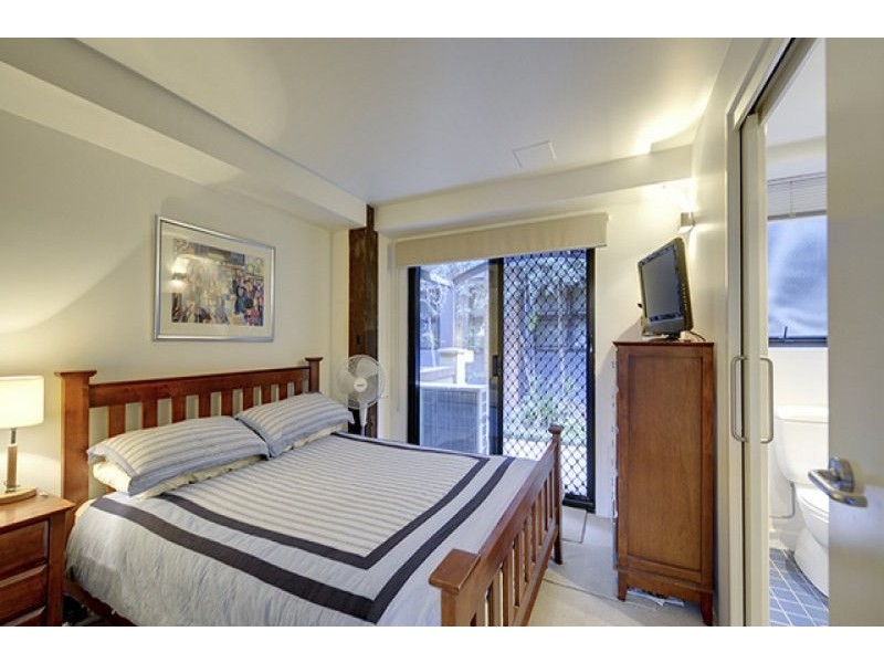 139 Commercial Road, Teneriffe QLD 4005