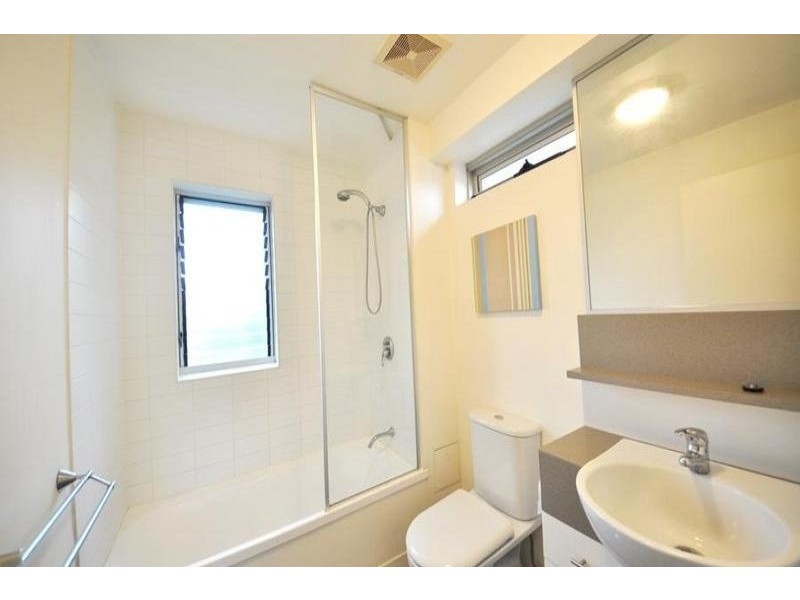 205/28 Masters Street, Newstead QLD 4006