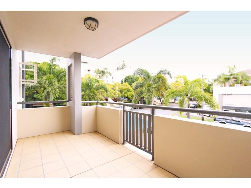 8/15 Newstead Avenue, Newstead QLD 4006