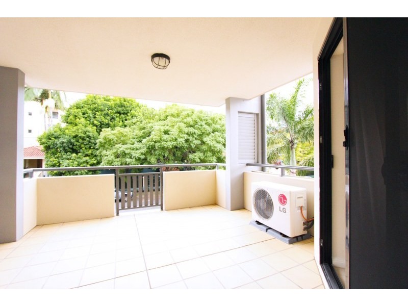 8/15 Newstead Avenue, Newstead QLD 4006