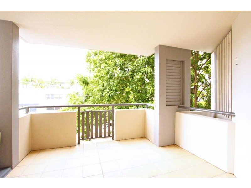 8/15 Newstead Avenue, Newstead QLD 4006