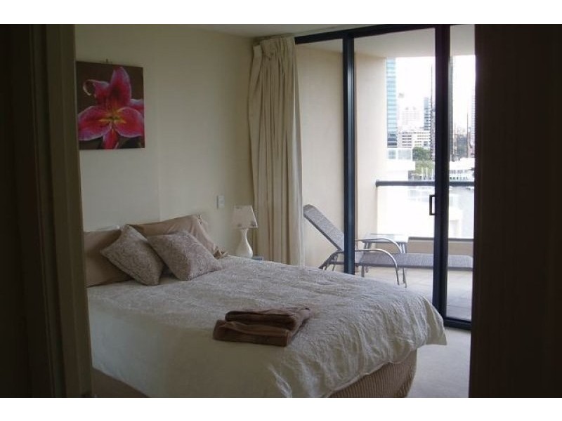 39/321 Main Street, Kangaroo Point QLD 4169