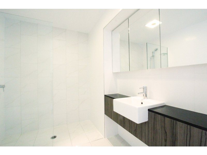 2/78 Bromley Street, Kangaroo Point QLD 4169