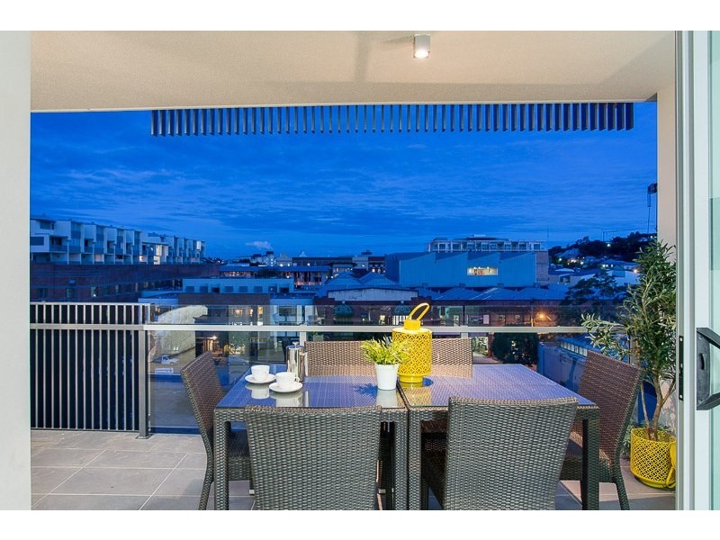 606/53 Wyandra Street, Teneriffe QLD 4005