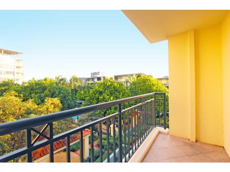 305/45B Newstead Terrace, Newstead QLD 4006