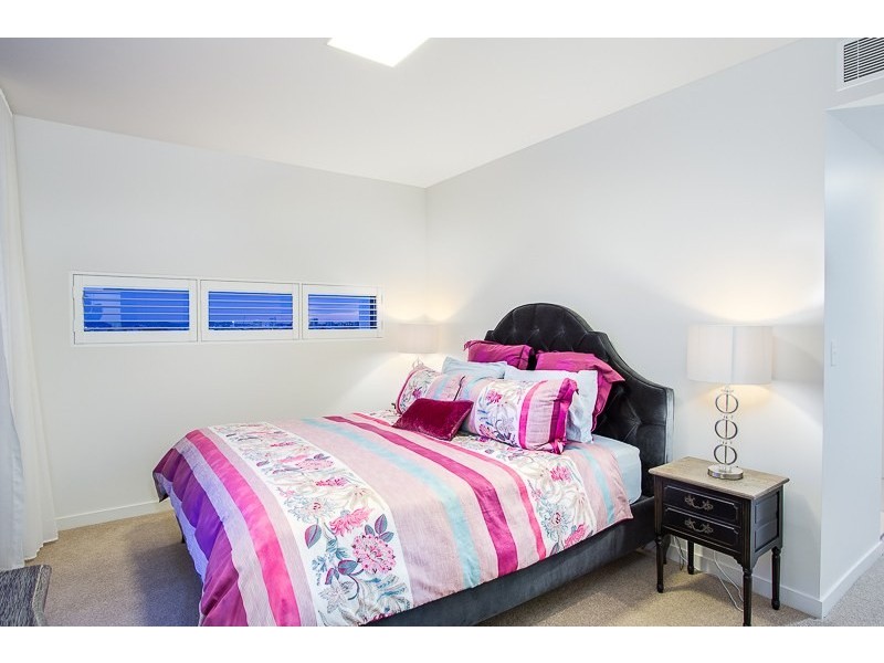 57/27 Cunningham Street, Newstead QLD 4006