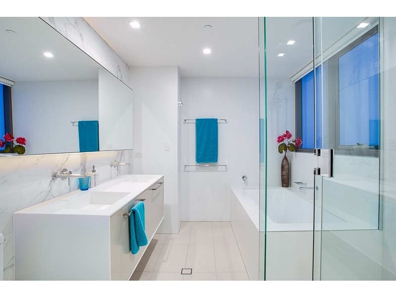 57/27 Cunningham Street, Newstead QLD 4006