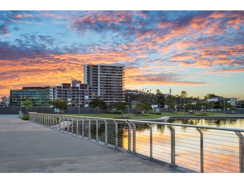 57/27 Cunningham Street, Newstead QLD 4006