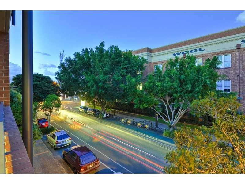 139 Commercial Road, Teneriffe QLD 4005