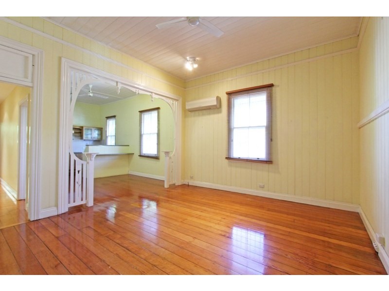 16 Lisson Grove, Wooloowin QLD 4030