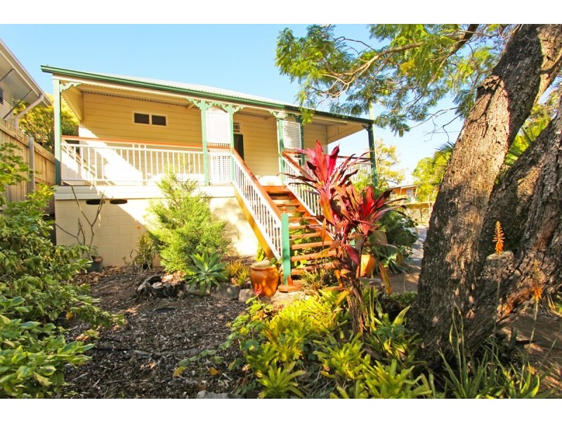 16 Lisson Grove, Wooloowin QLD 4030