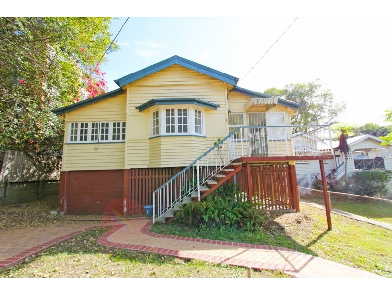 27 Huxham Street, Auchenflower QLD 4066