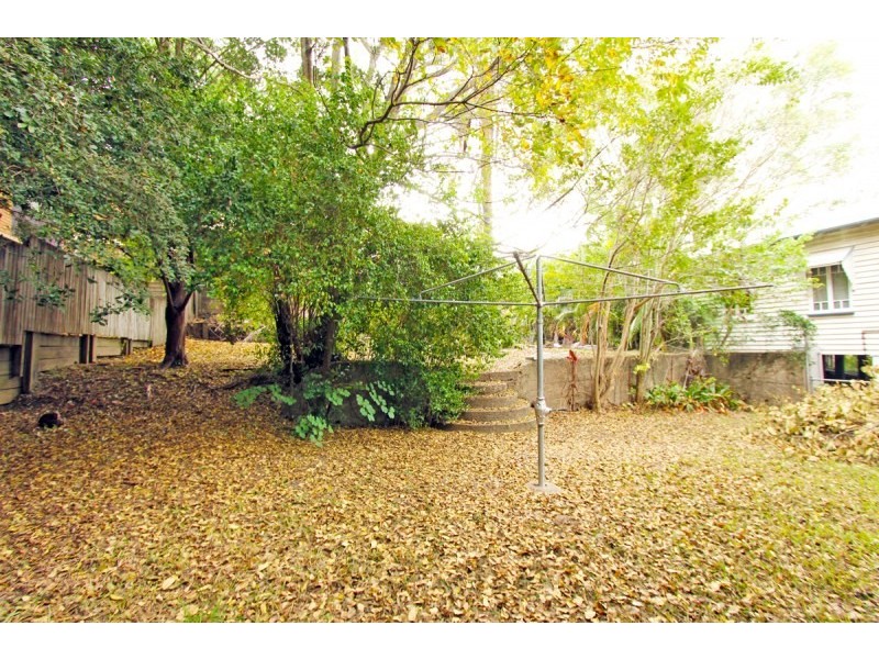 27 Huxham Street, Auchenflower QLD 4066