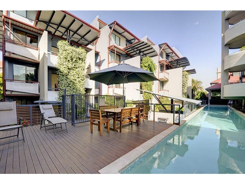 139 Commercial Road, Teneriffe QLD 4005