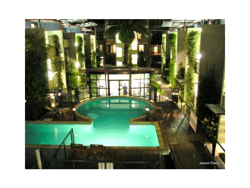 139 Commercial Road, Teneriffe QLD 4005