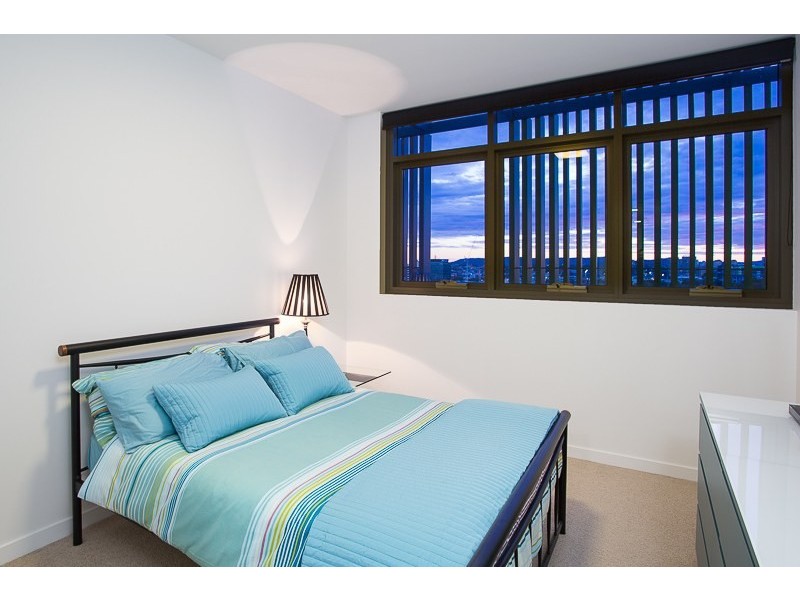 27 Cunningham Street, Newstead QLD 4006
