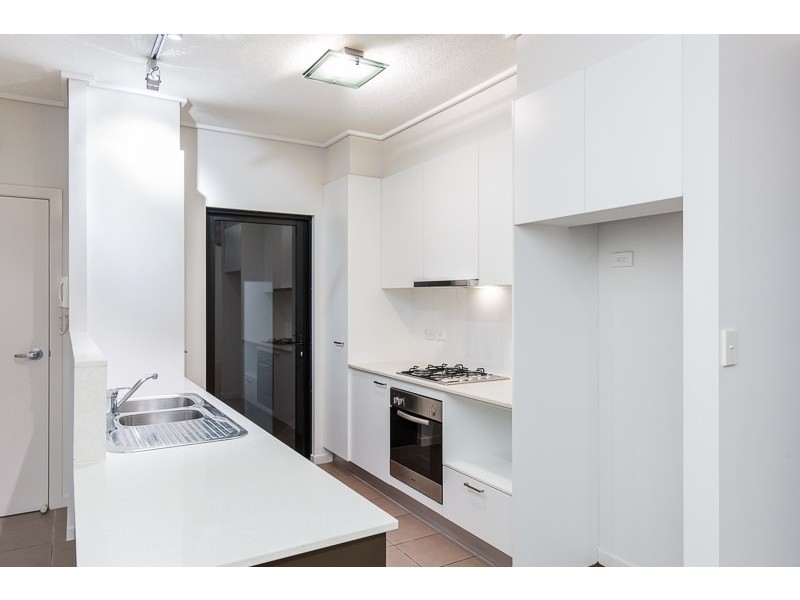 15 Parkland Street, Nundah QLD 4012