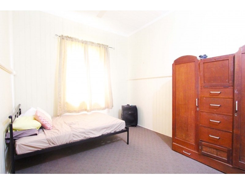 352 Milton Road, Milton QLD 4064