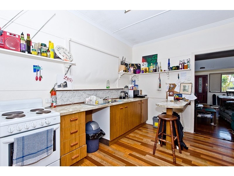 15 Mornington Crescent, Morningside QLD 4170