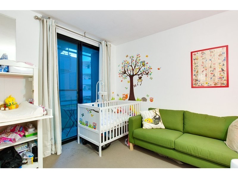 8/139 Commercial Rd., Teneriffe QLD 4005