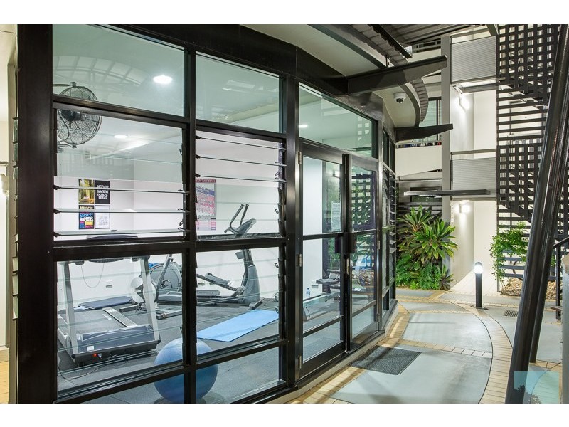 8/139 Commercial Rd., Teneriffe QLD 4005