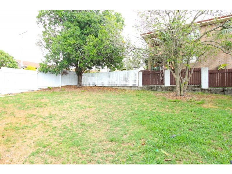 12 Grove Avenue, Arana Hills QLD 4054