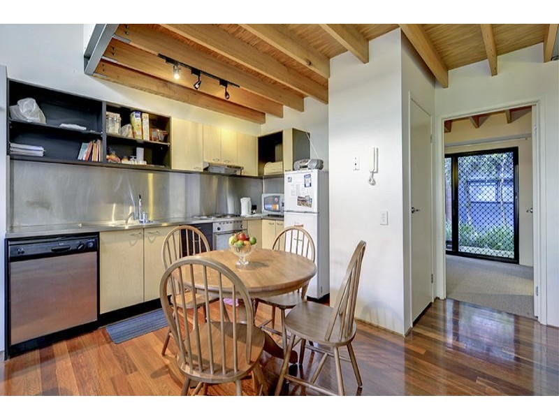 139 Commercial Road, Teneriffe QLD 4005