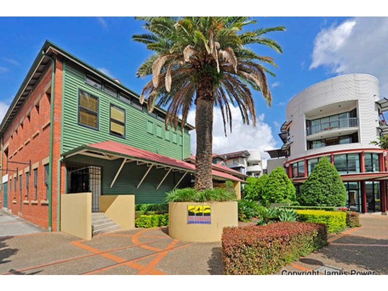 139 Commercial Road, Teneriffe QLD 4005