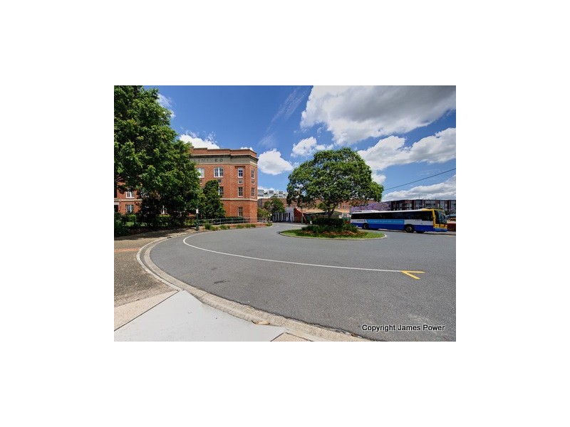 139 Commercial Road, Teneriffe QLD 4005