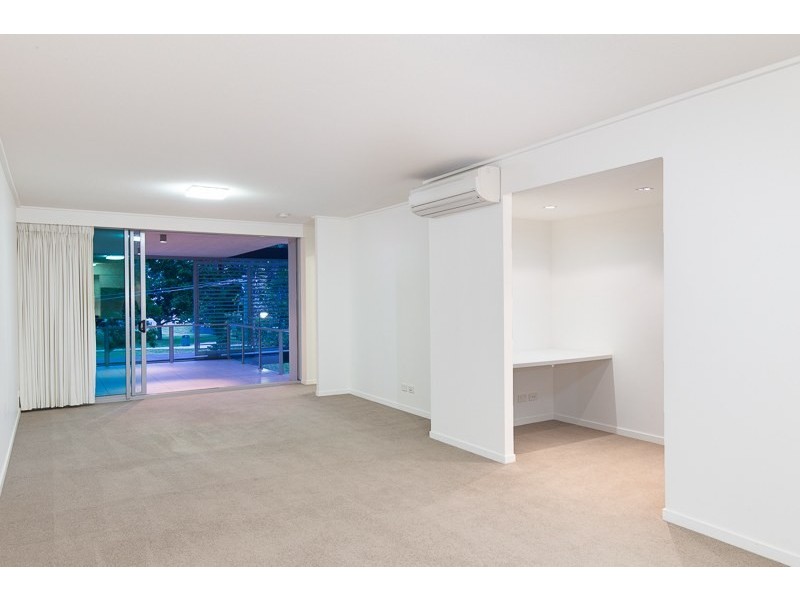 212/23 Parkland Street, Nundah QLD 4012