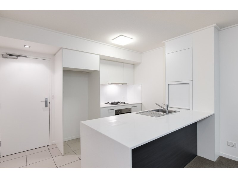 212/23 Parkland Street, Nundah QLD 4012