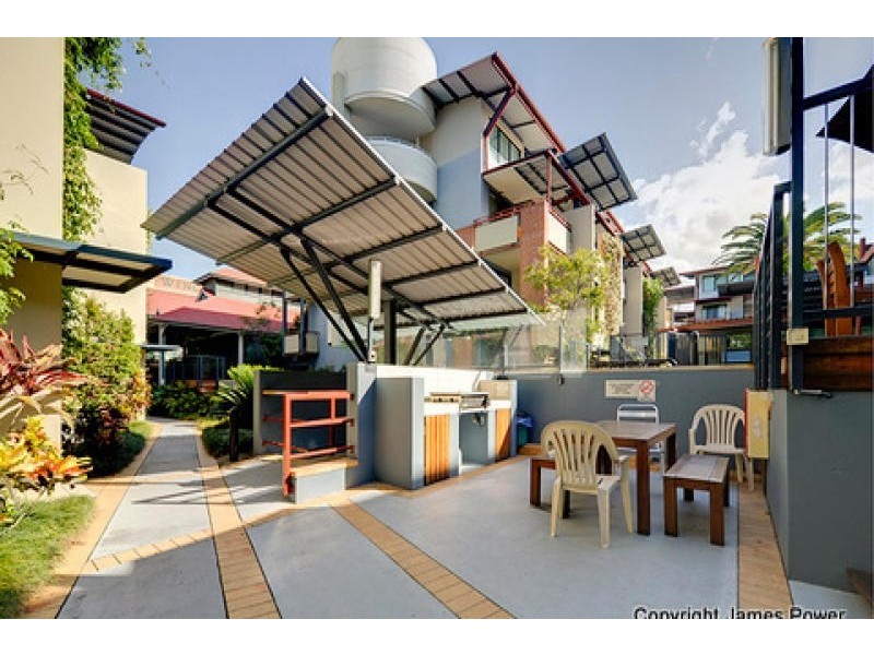 139 Commercial Road, Teneriffe QLD 4005