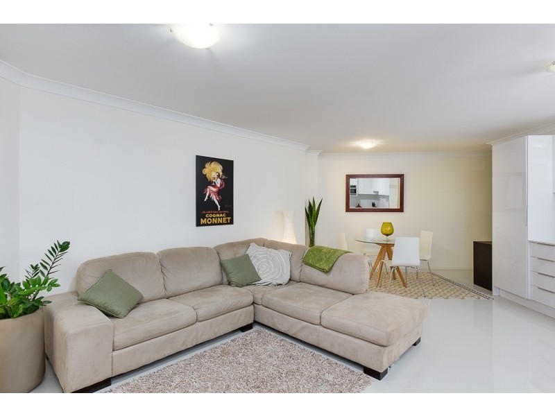 32 Newstead Terrace, Newstead QLD 4006