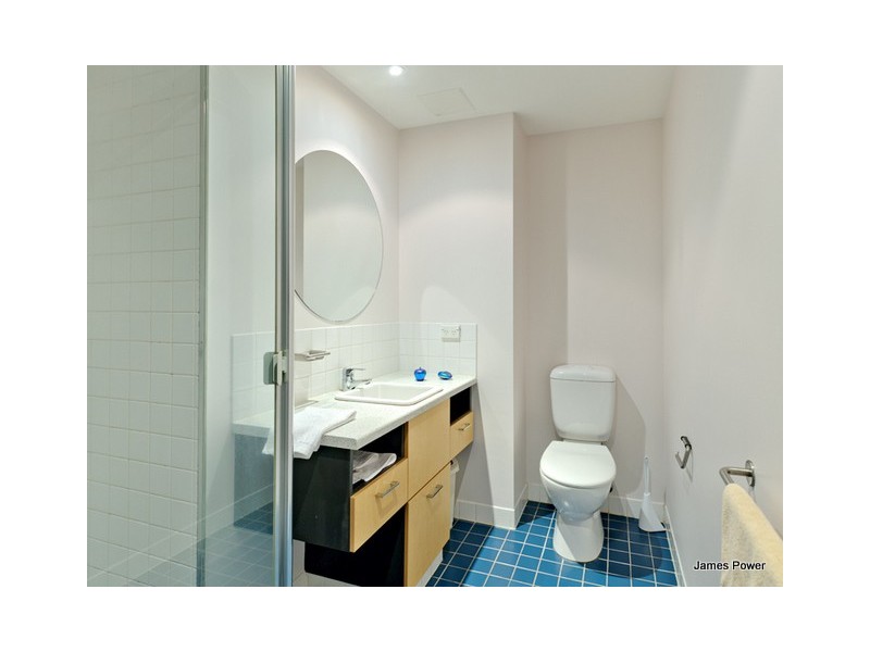 139 Commercial Road, Teneriffe QLD 4005