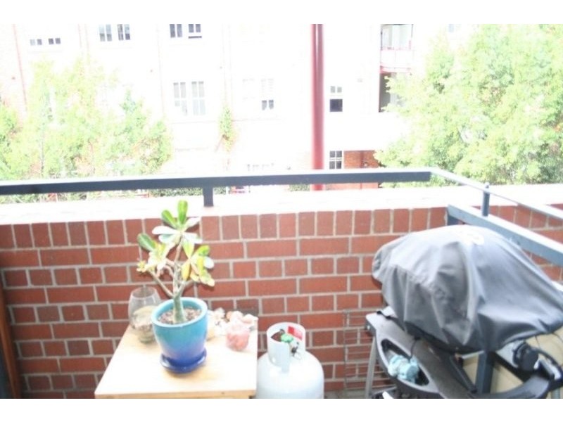 139 Commercial Road, Teneriffe QLD 4005